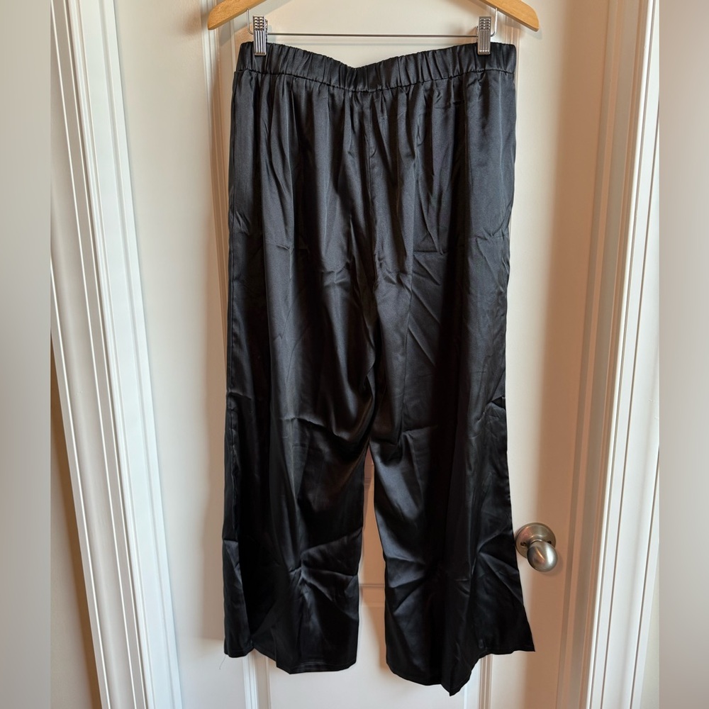 NWOT Black Satin Pajama Set with Ruffle Detail - Picture 6 of 10